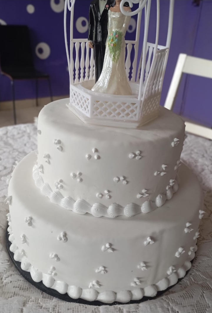 Pièce montée de mariage 50 000 FCFA — INSTINCT DIVIN Cotonou